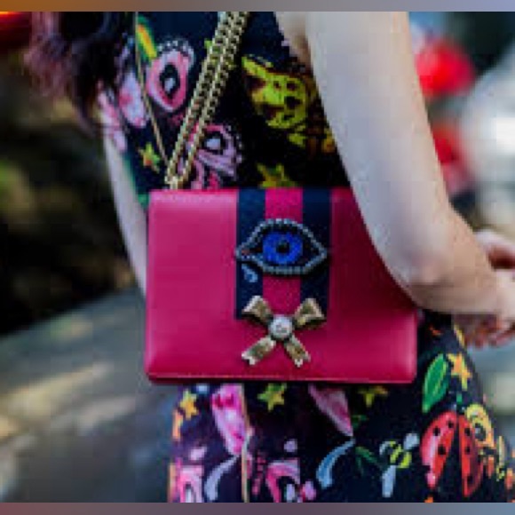 Authentic limited Edition GUCCI Red Leather Web Peony Eye Chain Shoulder Bag - Picture 1 of 17